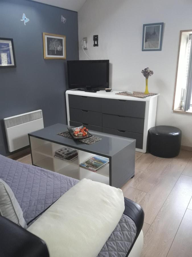 Fee Maison With Love Appartement Cuissai Kültér fotó