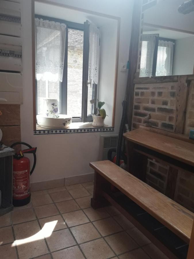 Fee Maison With Love Appartement Cuissai Kültér fotó