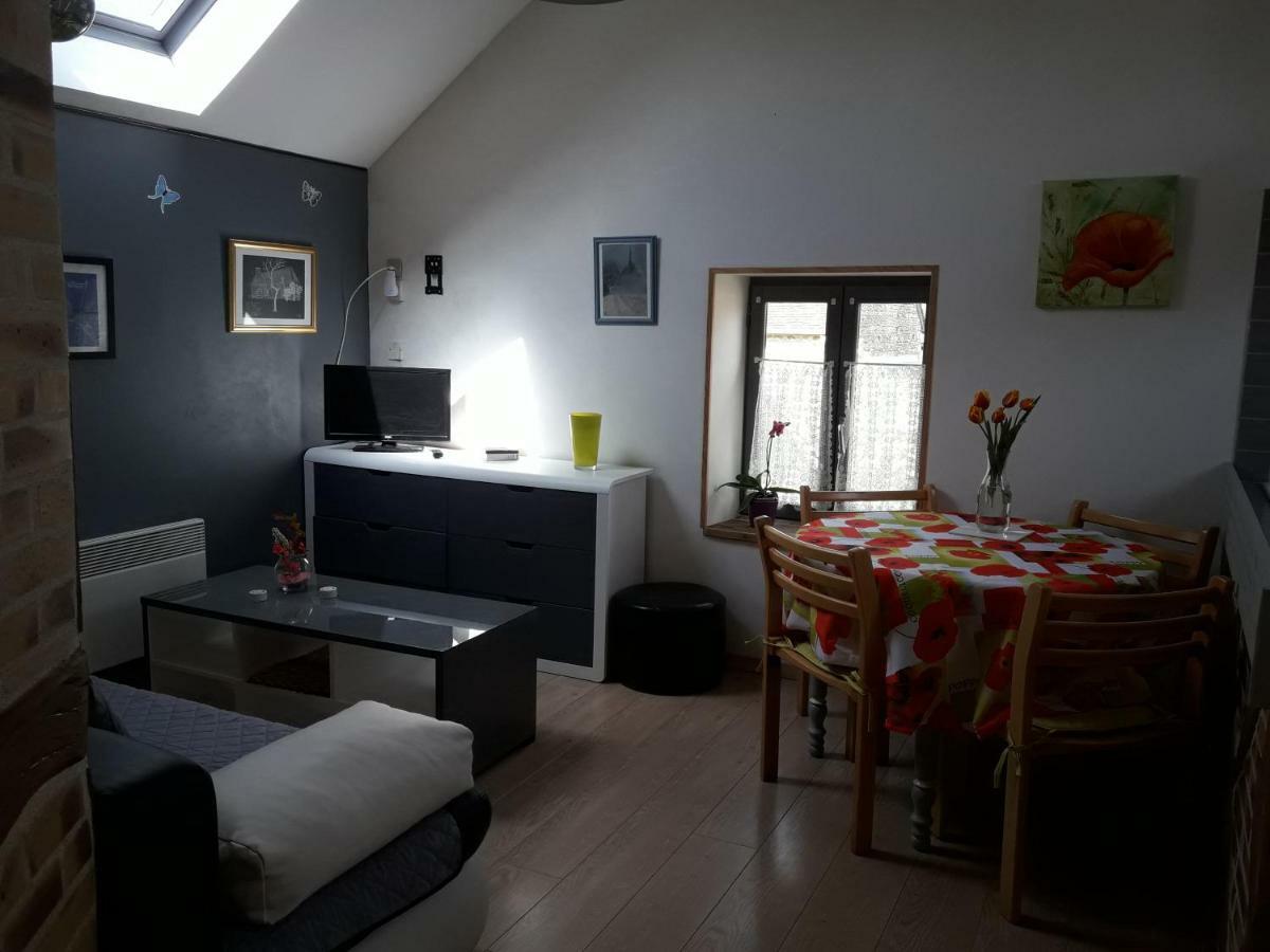 Fee Maison With Love Appartement Cuissai Kültér fotó
