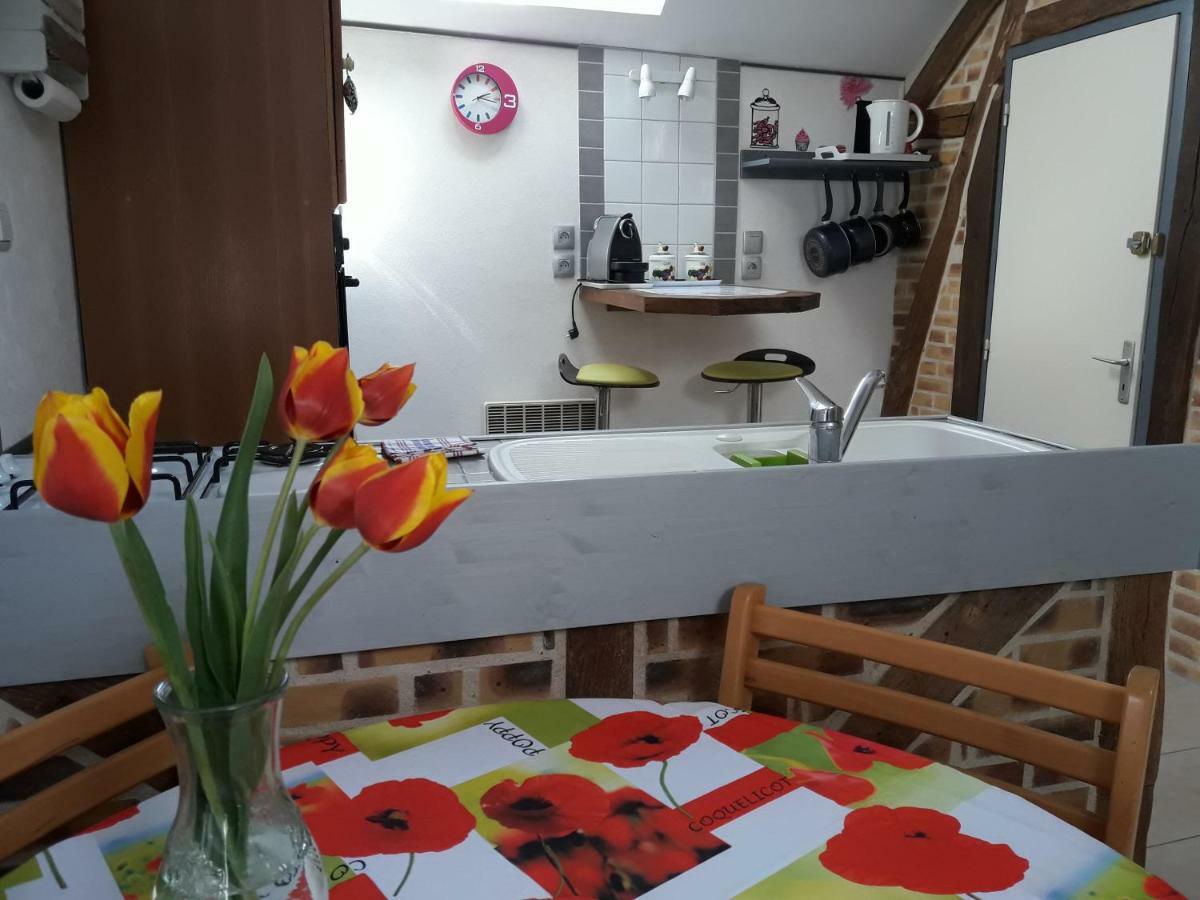 Fee Maison With Love Appartement Cuissai Kültér fotó